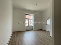 Pronájem bytu 1+kk s odděleným kuch. koutem, Žižkova tř. České Budějovice - 1+kk, Žižkova tř.