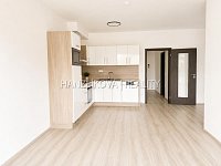 Pronájem bytu 2+kk ve 2.NP s terasou 22m2, rezidence DLOUHÁ LOUKA 1.etapa - Foto 2