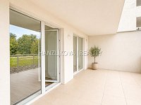 Pronájem bytu 2+kk ve 2.NP s terasou 22m2, rezidence DLOUHÁ LOUKA 1.etapa - Foto 6