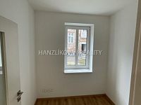 Nabízíme k pronájmu byt o dispozici 2+kk a celkové výměře 37 m², který se nachází v Nové ulici. - Nabízíme k pronájmu byt o dispozici 2+kk a celkové výměře 37 m², který se nachází v Nové ulici.