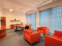Pronájem kancelářských prostor ( 52 m2) s parkováním, Husova tř. - centrum ČB