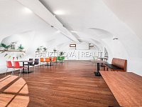 unikátní penzion na hrázi rybníka Hejtman / Chlum u Třeboně - 12.jpg