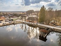 unikátní penzion na hrázi rybníka Hejtman / Chlum u Třeboně - 9.jpg