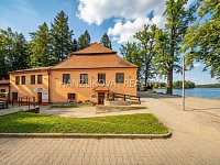 unikátní penzion na hrázi rybníka Hejtman / Chlum u Třeboně - Vizualizace_21.jpeg