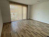 Pronájem novostavby bytu 1+kk s terasou a parkovacím stáním,  Bytový dům  Suché Vrbné - Pronájem novostavby bytu 1+kk s terasou a parkovacím stáním,  Bytový dům  Suché Vrbné