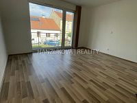 Pronájem novostavby bytu 1+kk s terasou a parkovacím stáním,  Bytový dům  Suché Vrbné - Pronájem novostavby bytu 1+kk s terasou a parkovacím stáním,  Bytový dům  Suché Vrbné