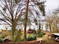 Pronájem dřevěné, plně vybavené chaty na pozemku o výměře 285 m2, Vodňany - Výhled z lodžie, pronájem chaty, Vodňany