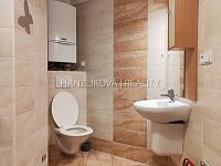 Pronájem malého částečně zařízeného bytu 1+1, ul. Rudolfovská - Koupelna, pronájem malého bytu 2+kk, Rudolfovská, České Budějovice