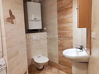 Pronájem malého částečně zařízeného bytu 1+1, ul. Rudolfovská - Koupelna, pronájem malého bytu 2+kk, Rudolfovská, České Budějovice