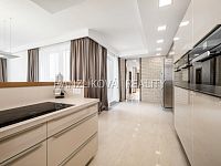 prodej jedinečného bytu 6+1, 303 m2, 100 m2 terasa, dvě garážová stání, rezidence DLOUHÁ LOUKA - 26-04-13 ČB Dlouhá Louka Byt Foto_21.jpg