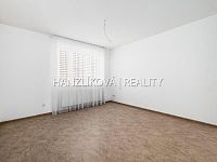 prodej jedinečného bytu 6+1, 303 m2, 100 m2 terasa, dvě garážová stání, rezidence DLOUHÁ LOUKA - 26-04-13 ČB Dlouhá Louka Byt Foto_32.jpg