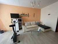 Pronájem bytu 3+1 s lodžií, K. Štěcha - Pronájem bytu 3+1 s lodžií, K. Štěcha