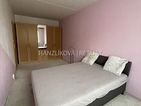 Pronájem bytu 3+1 s lodžií, K. Štěcha - Pronájem bytu 3+1 s lodžií, K. Štěcha