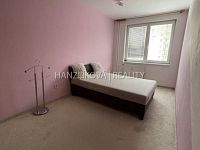 Pronájem bytu 3+1 s lodžií, K. Štěcha - Pronájem bytu 3+1 s lodžií, K. Štěcha