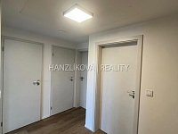 Pronájem novostavby bytu 3+kk s terasou, Hluboká nad Vltavou - Pronájem novostavby bytu 3+kk s terasou, Hluboká nad Vltavou