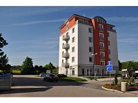Pronájem novostavby bytu 2+kk (č.9) s balkonem, U Lesa 4.etapa, ČB - dům