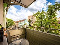 Prostorný byt 3+1 s balkonem a 2 sklepy ve zděném domě, cca 80 m², Nerudova ulice – České Budějovice - 26-05-11 ČB Nerudova Byt Foto_1.jpg