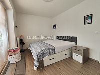 Pronájem luxusního bytu 3+kk s velkou terasou v 5.NP, byt A.5.5, rezidence DLOUHÁ LOUKA 2.etapa - Ložnice, pronájem bytu 3+kk, Volejbalistů, České Budějovice