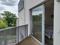 Pronájem luxusního bytu 3+kk s velkou terasou v 5.NP, byt A.5.5, rezidence DLOUHÁ LOUKA 2.etapa - Terasa, pronájem bytu 3+kk, Volejbalistů, České Budějovice