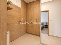 Pronájem novostavby bytu 2+kk s terasou, Suché Vrbné - 5.jpg