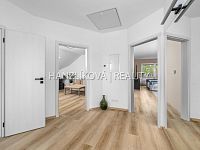Pronájem nadstandardního bytu 3+kk se zahradou, terasou a garáží – Pohůrecká ulice, České Budějovice - 26-05-19 Suché Vrbné RD Foto_49.jpg