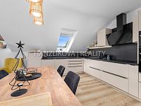 Pronájem nadstandardního bytu 3+kk se zahradou, terasou a garáží – Pohůrecká ulice, České Budějovice - 26-05-19 Suché Vrbné RD Foto_51.jpg