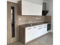 Pronájem novostavby bytu 1+kk s balkonem, byt B.6.10, rezidence DLOUHÁ LOUKA 2.etapa - Kuchyně, pronájem bytu 1+kk, Dlouhá Louka, České Budějovice