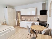 Pronájem novostavby bytu 1+kk s balkonem, byt B.6.10, rezidence DLOUHÁ LOUKA 2.etapa - Pokoj, pronájem bytu 1+kk, Dlouhá Louka, České Budějovice