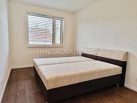 Pronájem zařízené novostavby bytu 2+kk s terasou a parkovacím stáním, Ledenická, České Budějovice - Ložnice, pronájem bytu 2+kk, Ledenická, České Budějovice