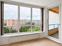 Pronájem moderního bytu 2+kk s lodžií, garážovým stáním a krásným výhledem – Staroměstská, České Budějovice - 10.jpg