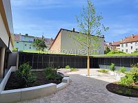 Pronájem novostavby bytu 1+kk (č. 4) s terasou, projekt Šrámkovka, ulice Fráni Šrámka - Společné prostory domu, pronájem bytu 1+kk, Fráni Šrámka