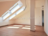 Pronájem bytu 2+kk (A.5.2) s terasou, Pekárenská BIOS - Obývací pokoj, pronájem bytu 2+kk, Pekárenská, České Budějovice