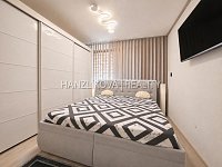 prodej zrekonstruovaného bytu 3+1 s balkonem, OV, M. Chlajna - 3E6423E8-FCA1-430D-BC5C-28BD4D8BE844.jpg