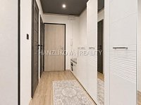 prodej zrekonstruovaného bytu 3+1 s balkonem, OV, M. Chlajna - B537A6B8-4350-4FF5-8F38-1B772A0325EB.jpg