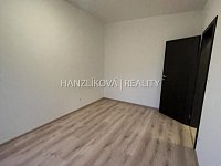 Pronájem bytu 2+kk s terasou, byt E.2.05, rezidence DLOUHÁ LOUKA - Pronájem bytu 2+kk s terasou, byt E.2.05, rezidence DLOUHÁ LOUKA