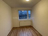 Pronájem bytu 2+kk s terasou, byt E.2.05, rezidence DLOUHÁ LOUKA - Pronájem bytu 2+kk s terasou, byt E.2.05, rezidence DLOUHÁ LOUKA