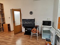 Krátkodobý pronájem zařízeného bytu 1+kk, ul. B. Smetany - Obývací pokoj, pronájem bytu 1+kk, B. Smetany, České Budějovice