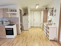 Pronájem podkrovního bytu 2+kk , ul. Chelčického - Předsíň, pronájem bytu 2+kk , Chelčického ul., České Budějovice