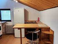 Pronájem zařízeného podkrovního bytu 2+1, v rodinném domě, Mladé - Kuchyně, pronájem bytu 2+1, Mladé