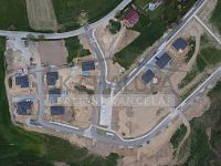 Prodej výstavby zděného domu 4+1, en. třídy B, Hosín u Českých Budějovic, 986 m2, jižní svah - DJI_0192.JPG