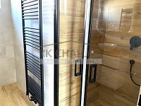 Prodej dokončené novostavby zděného nízkoenerg. domu 4+1, Hosín u Českých Budějovic, 752 m2 - IMG_0873.jpeg