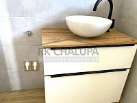 Prodej dokončené novostavby zděného nízkoenerg. domu 4+1, Hosín u Českých Budějovic, 752 m2 - IMG_0878.jpeg