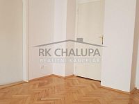 Pronájem zděného bytu 2+1, 61 m2, 2.NP, Čechova ul., České Budějovice, sklep, zahrada, parkování - Foto 7