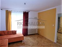 Pronájem zděného bytu 2+1, 61 m2, 2.NP, Čechova ul., České Budějovice, sklep, zahrada, parkování