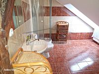 Pronájem podkrovního zděného 2+1, 75 m2, Žižkova tř., České Budějovice, 3. NP - 20230105_132620.jpg