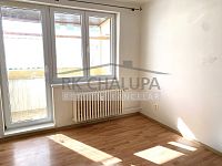 Prodej bytu v OV, 2+kk, ul. Lipová, 6. patro, balkon, Český Krumlov, 50 m2