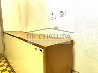 Pronájem kanceláře, 2 místnosti, nám. Švabinského, Mladé, České Budějovice, 47 m2, vjezd do dvora - IMG_5411.jpeg