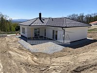 Prodej novostavby nízkoenergetického domu L, 4+1, obec Hosín u Českých Budějovic, 754 m2 - IMG_5161.jpeg