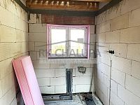 Prodej rekreační chaty, Dolní Stropnice, před dokončením, 42 m2, u řeky Stropnice - IMG_4581.jpeg