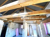 Prodej rekreační chaty, Dolní Stropnice, před dokončením, 42 m2, u řeky Stropnice - IMG_4588.jpeg